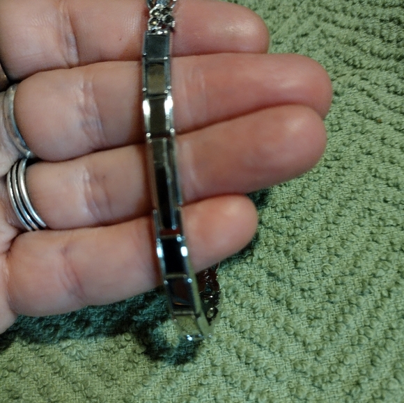 Watch - Picture 6 of 6